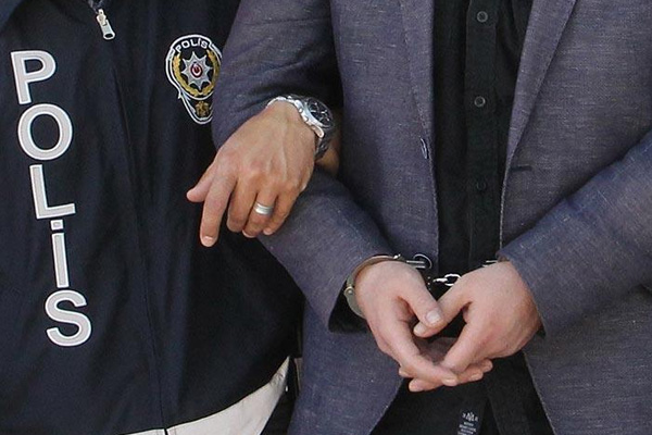 FETÖ'nün 'il imamları' toplantıda yakalandı