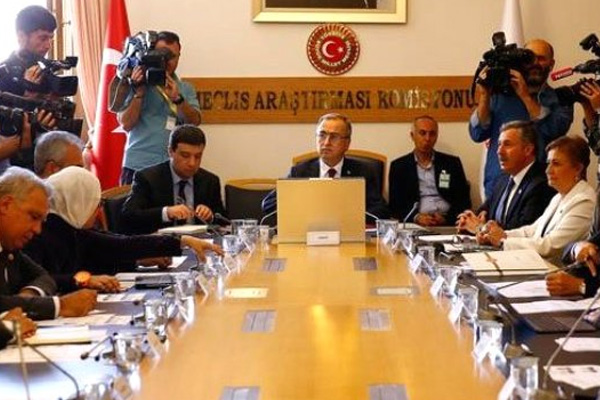 Darbe Komisyonu'nun CHP'li üyelerinden dilekçe