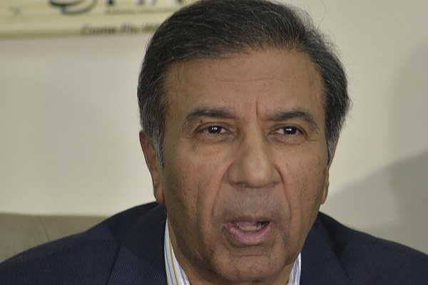 Pakistan Uluslararası Havayolları Genel Müdürü istifa etti