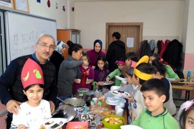 Fatsa'da öğrenciler 'Yerli Malı Haftası'nı kutladı