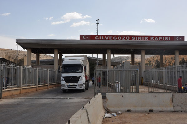 Cilvegözü Sınır Kapısı tırlara kapatıldı
