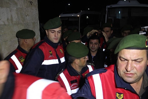 HDP'li vekillerin Demirtaş'ı ziyareti kabul edilmedi