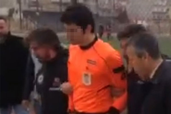 FETÖ’den gözaltına alınan hakem tutuklandı