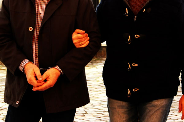 Özel güvenlikçilere FETÖ operasyonu