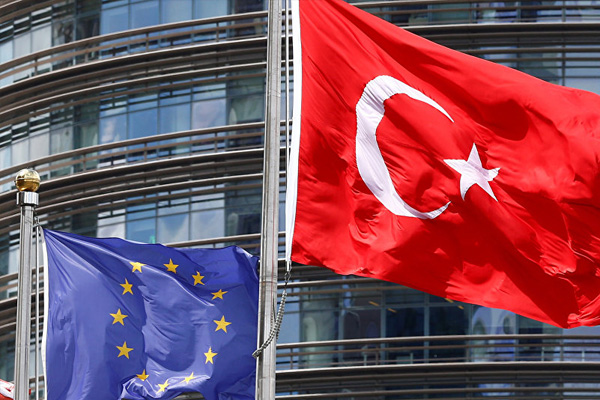 'Türkiye ile anlaşmaya bağlıyız'