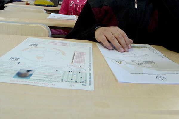 Mazeret sınavlarının ilk gün oturumu başladı