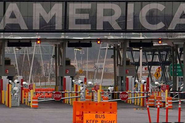 ABD'lilerin Kanada'ya göç talebi beş kat arttı