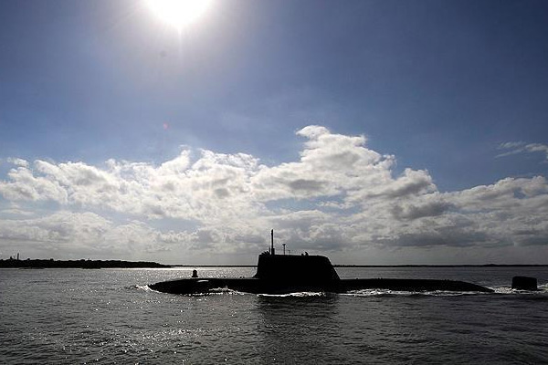 Çin, ABD'ye ait insansız denizaltıyı iade etti