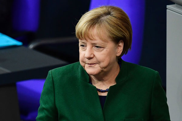 Merkel: Terörle yaşamak istemiyoruz