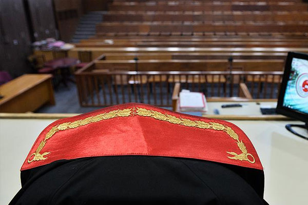 Ankara'da 20 hakim ve savcıya FETÖ'den gözaltı