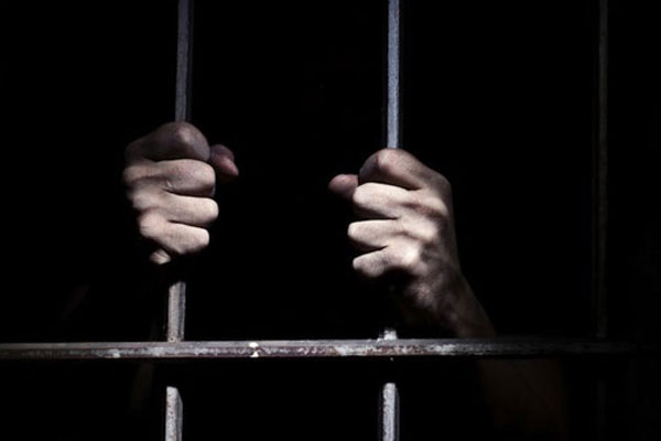 Davutoğlu’nu tehdit eden kişiye 2 yıl hapis istemi