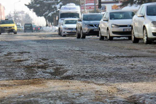 Bingöl buzla kaplandı