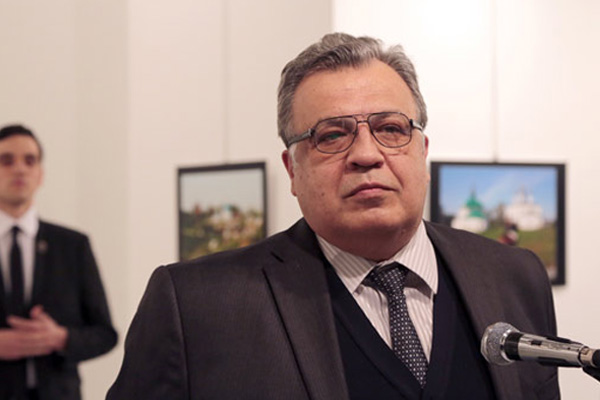 Rusya: Suikastin arkasında kimin olduğunu söylemek için çok erken