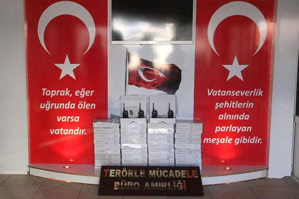 PKK'nın dağ kadrosuna gönderilecek telsizler yakalandı