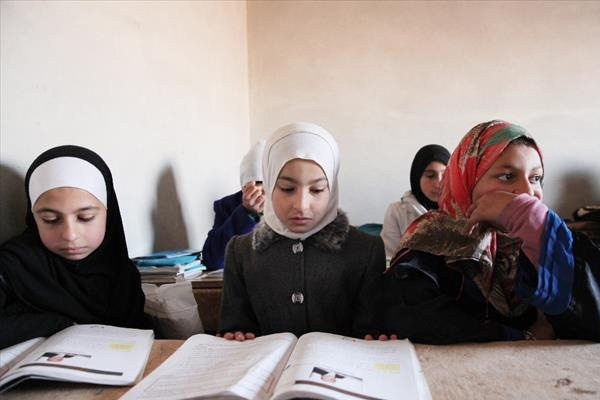 Savaşın gölgesinde eğitim-öğretim