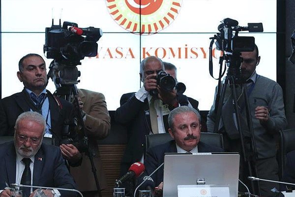 Anayasa değişiklik teklifi komisyonda
