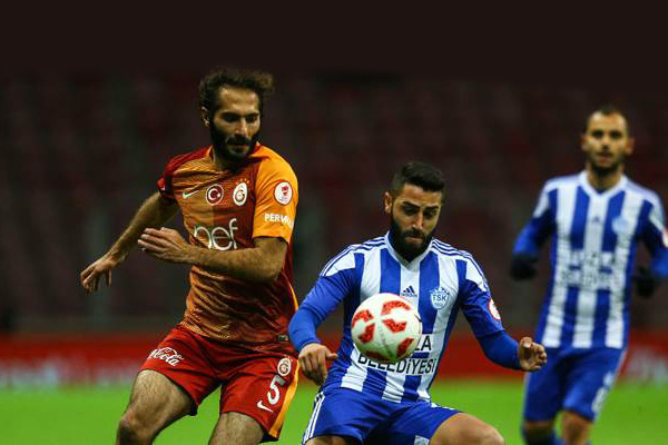 Galatasaray, Tuzla'yı zor geçti: 2-1