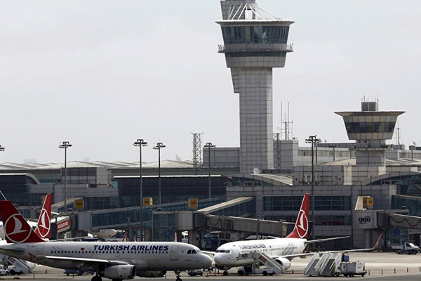 Havaalanında FETÖ’cü temizliği