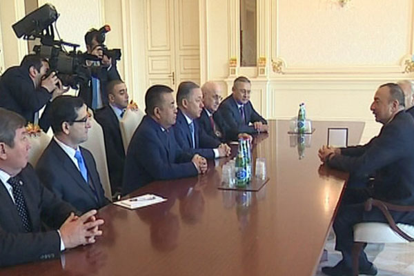 TBMM Başkanı Kahraman, Aliyev ile görüştü