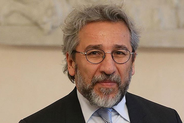 Can Dündar hakkında yakalama kararı