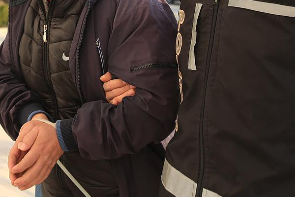 FETÖ'nün esnaf yapılanmasına operasyon: 21 gözaltı