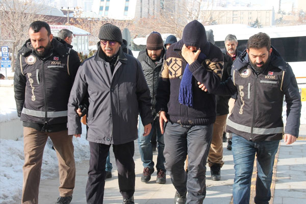 Elazığ’da 13 ByLock’çu polis tutuklandı