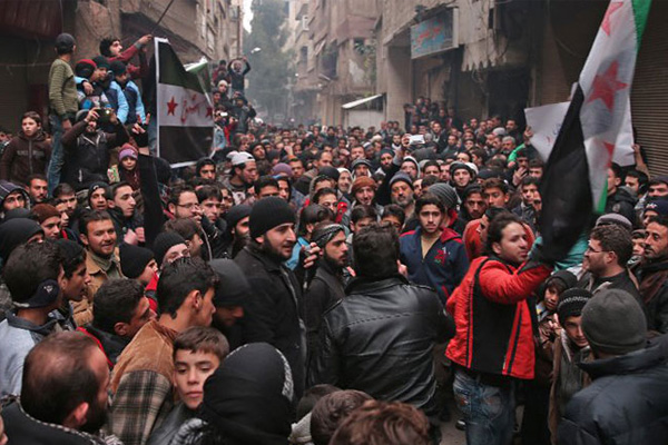 Rejim kuşatmasındaki Doğu Guta'dan muhaliflere 'birleşin' çağrısı