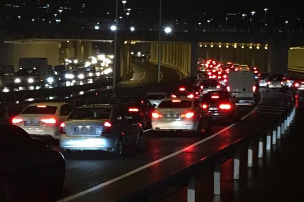 Avrasya Tüneli’nde trafik yoğunluğu