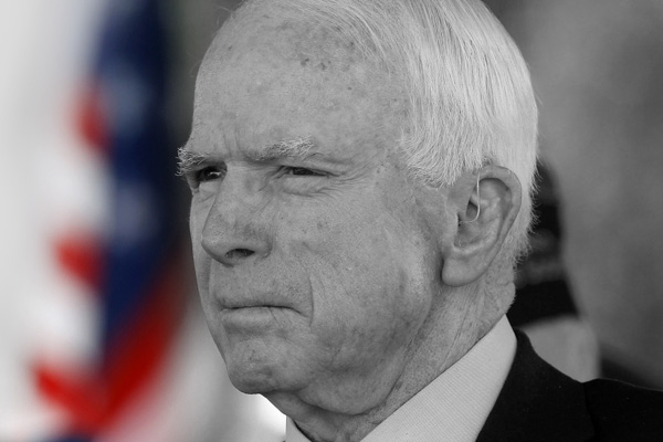 Cumhuriyetçi senatörden Obama'ya: Halep'te kadın ve çocukların ölümünü seyretti