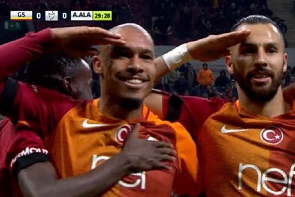 De Jong gol atıp asker selamı verdi
