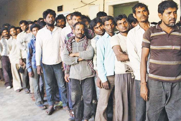 Pakistan 220 Hint balıkçıyı serbest bıraktı