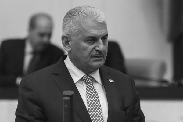 Başbakan'a Fırat Kalkanı soruldu: Neden oradayız?