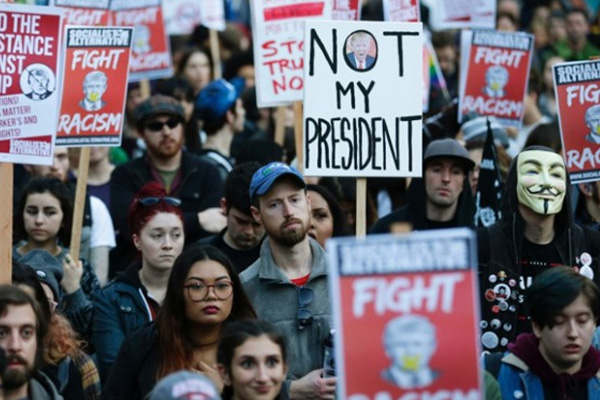 New York'ta 20 bin kişilik Trump protestosu