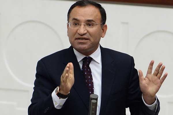 Bozdağ 'rüşvet'ten tutuklu mahkum sayısını açıkladı