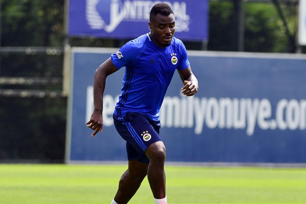 Fenerbahçe’den ’Emenike’ açıklaması