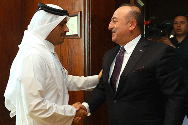 Dışişleri Bakanı Çavuşoğlu Katar'da
