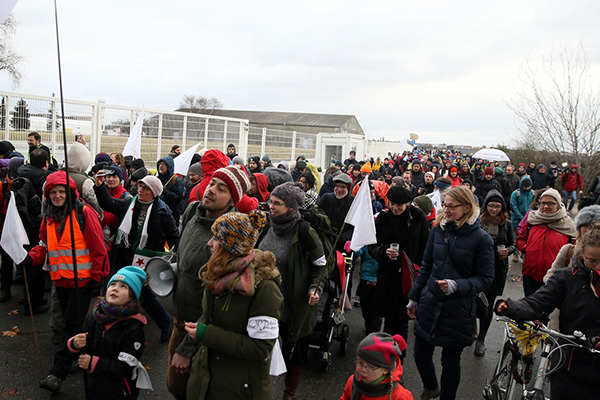 Berlin'den 'Halep İçin Sivil Yürüyüş'