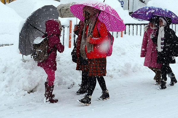 3 ilde eğitime kar engeli