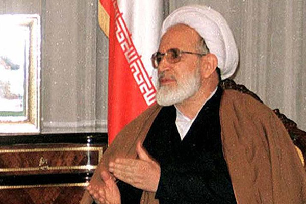 Ev hapsindeki İranlı muhalif lider istifa etti