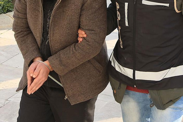 Antalya'da eylem hazırlığındaki PKK'lı yakalandı