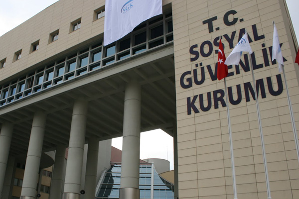 SGK'dan 'eğitim-öğretim yardımı' duyurusu