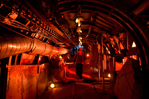 İsrail Kudüs'te tünel kazdı