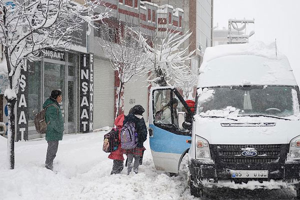 Samsun'da eğitime kar engeli