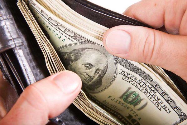 Dolar çıkışa  geçti