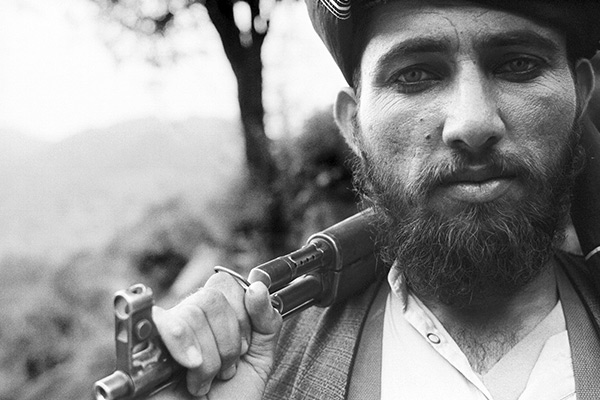 'Rusya ve İran, Taliban'la temas halinde'