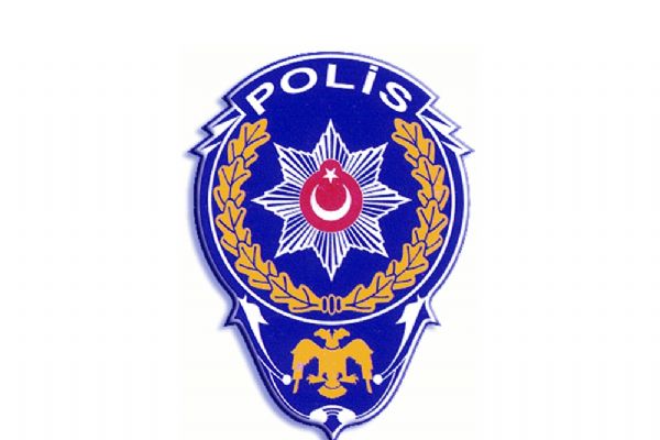 Emniyette bin 493 amir ve müdürün yeri değiştirildi