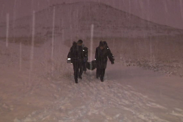 Kar topu oynarken ceset buldular