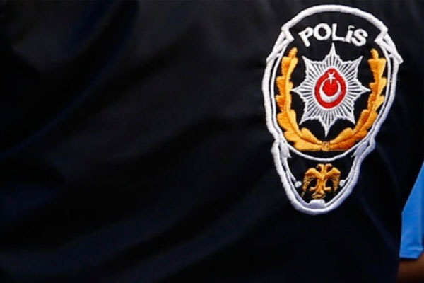70 polis hakkında gözaltı kararı