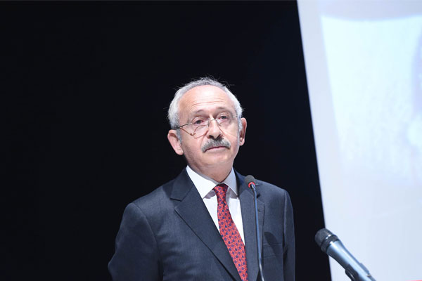 'Kılıçdaroğlu ve CHP boğazına kadar FETÖ'ye battı'