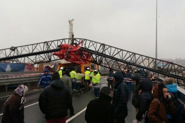 E-5 Otoyolu trafiğe açıldı